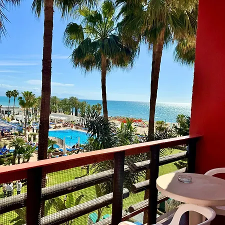 Ms Tropicana فندق