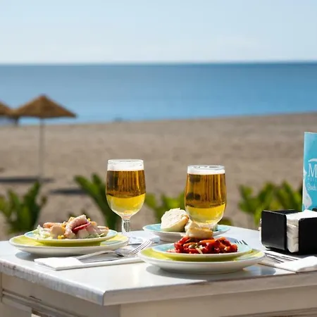 Ms Tropicana فندق توريمولينوس